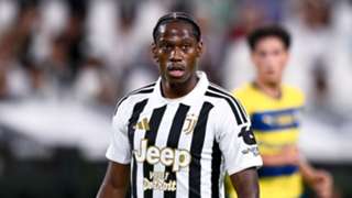 Atletico Madrid bring in David on loan from Juventus