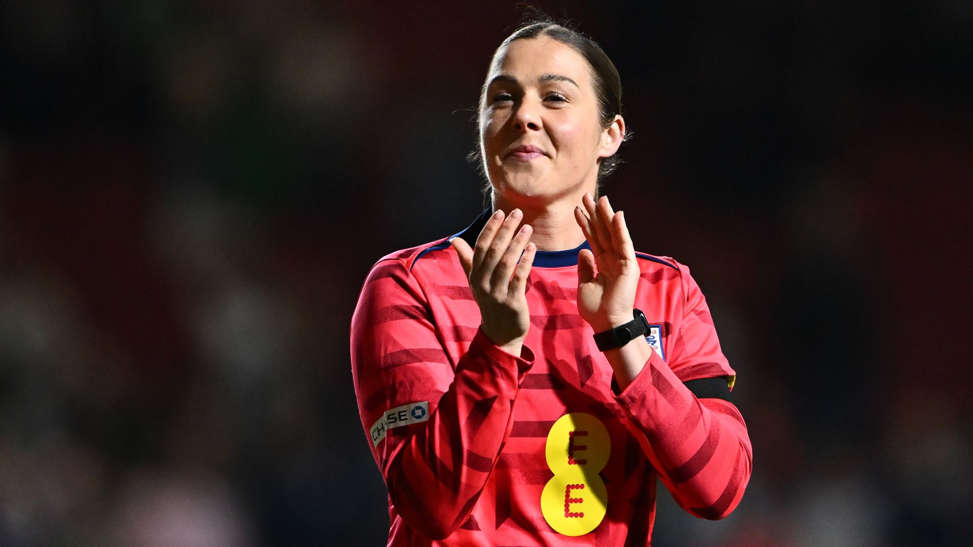 Earps announces shock international retirement ahead of Euro 2025