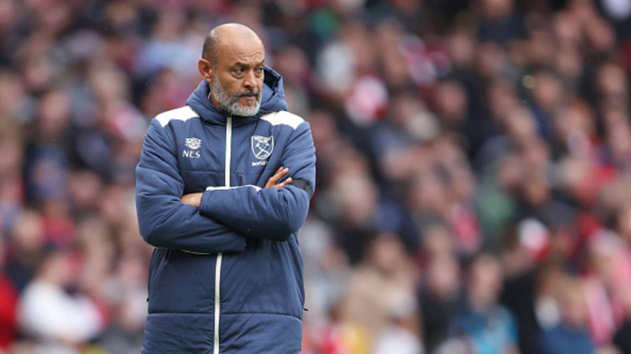 Nuno urges fans to back West Ham amid planned protests