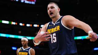 Jokic exits with left knee injury; diagnosis pending