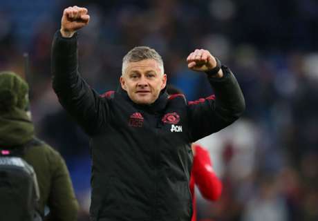 Giggs back Solskjaer for United job