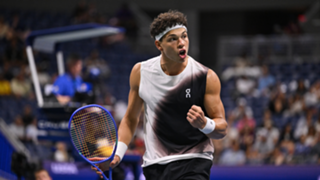 Shelton defeats Shapovalov to tee up Tsitsipas showdown at US Open