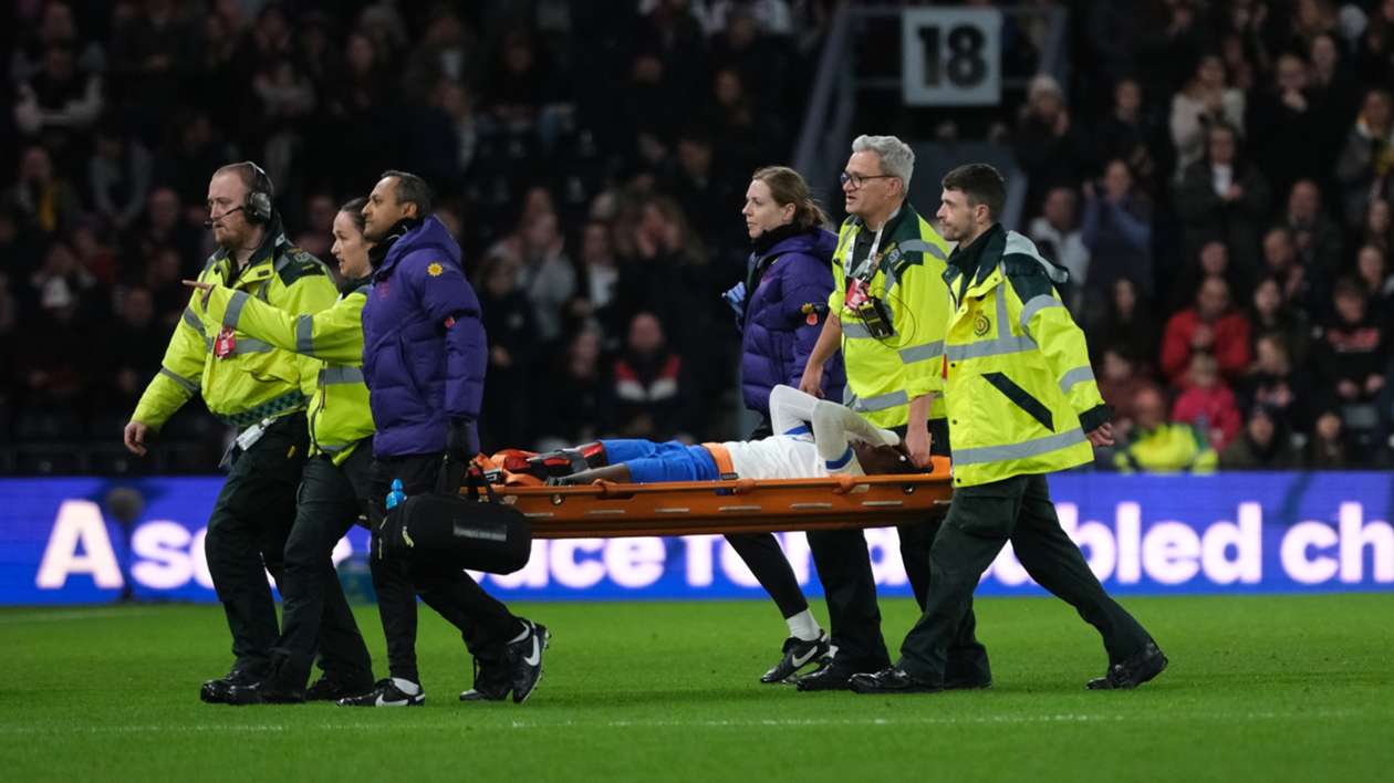 Slegers backs ‘very strong’ Agyemang to come back from ACL injury