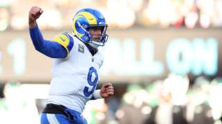 Rams keep Matthew Stafford on restructured contract
