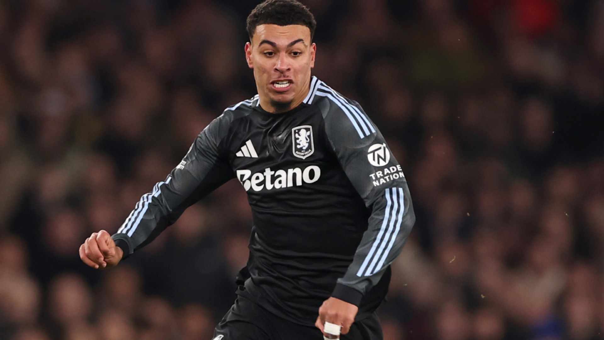 Rogers ‘in an uncomfortable spot’ amid transfer speculation