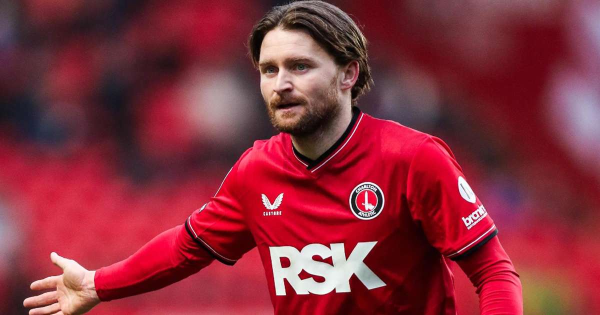 Alfie May double sees Charlton to hard-fought win over Carlisle