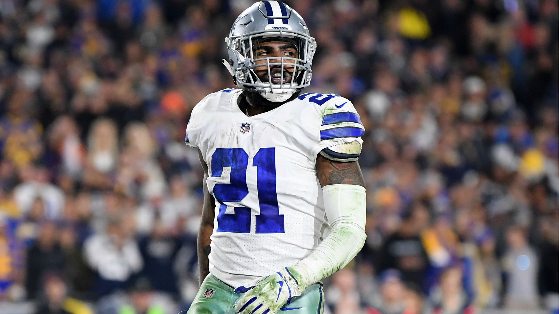 Ezekiel Elliott holdout: Stephen Jones takes veiled swipe ...