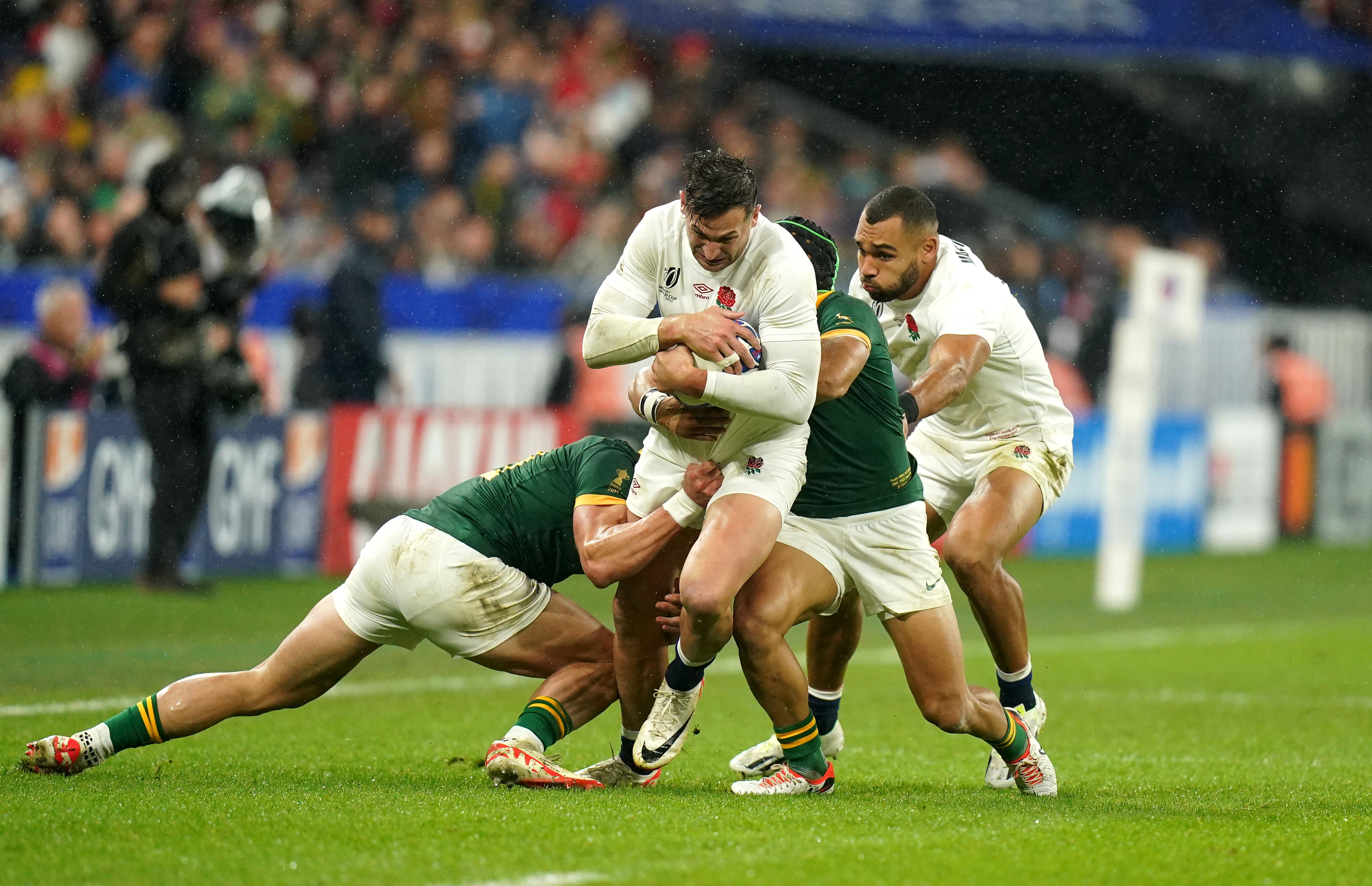England’s Jonny May is tackled by Jesse Kriel