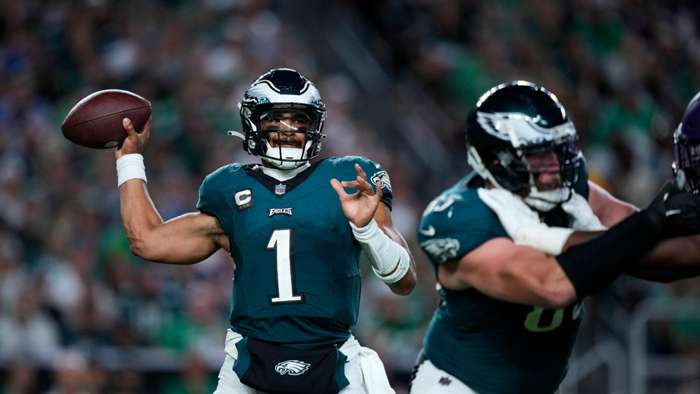 Jalen Hurts throws two touchdowns as Philadelphia Eagles beat Minnesota Vikings
