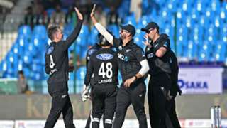 New Zealand see off Pakistan to clinch Tri-Nation Series