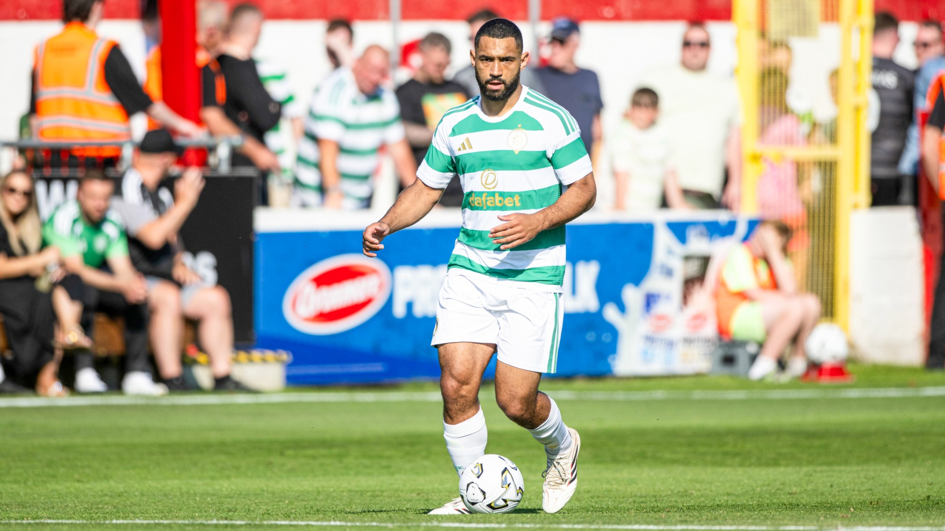 Celtic: Carter-Vickers "vuole solo tornare a giocare a calcio" dopo