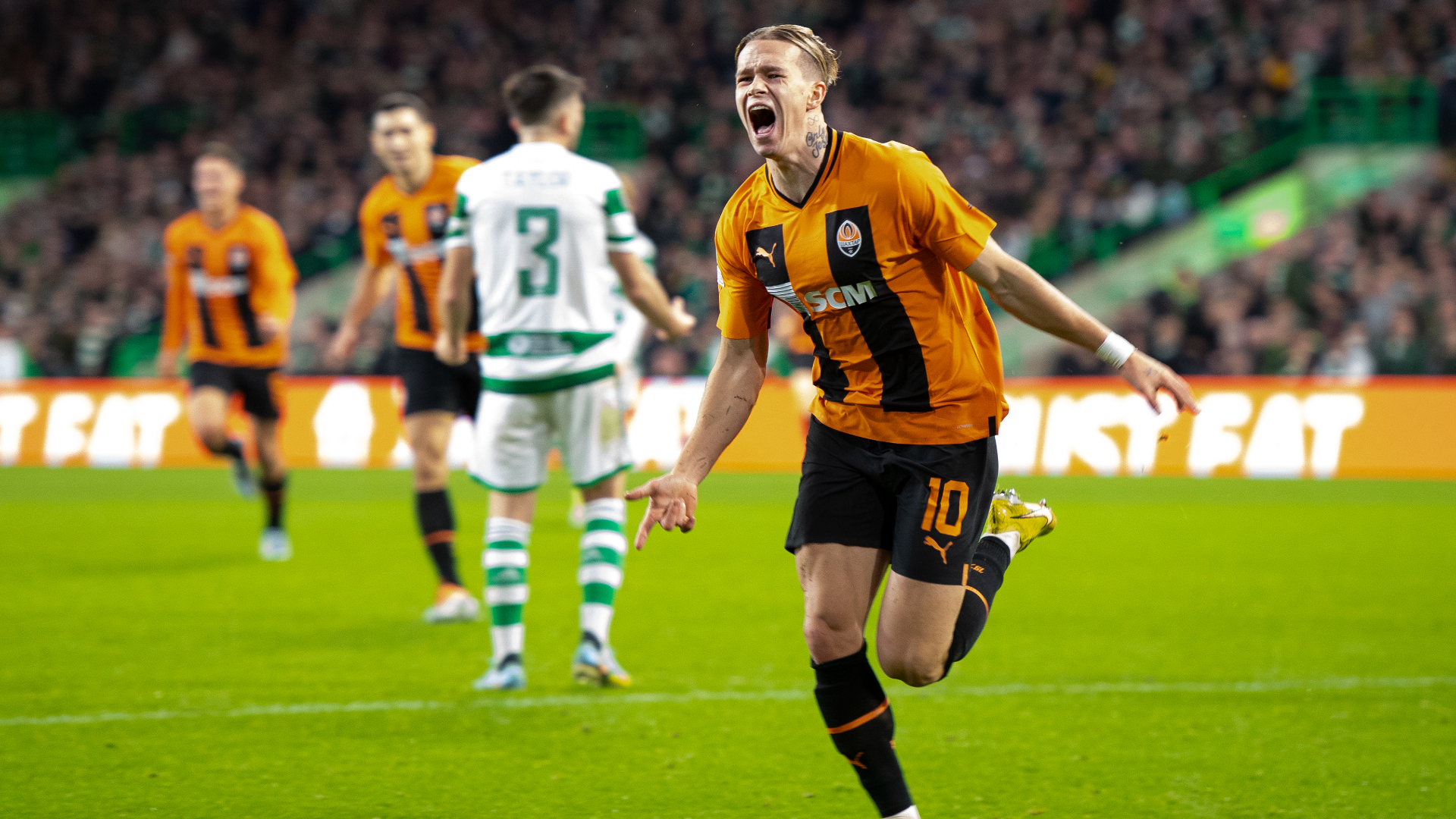 Rumour Has It: Arsenal prepare January swoop for 'priority target' Mykhaylo Mudryk