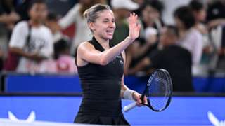 Chwalinska upsets Swiatek to set up surprise Wuhan final versus Kartal