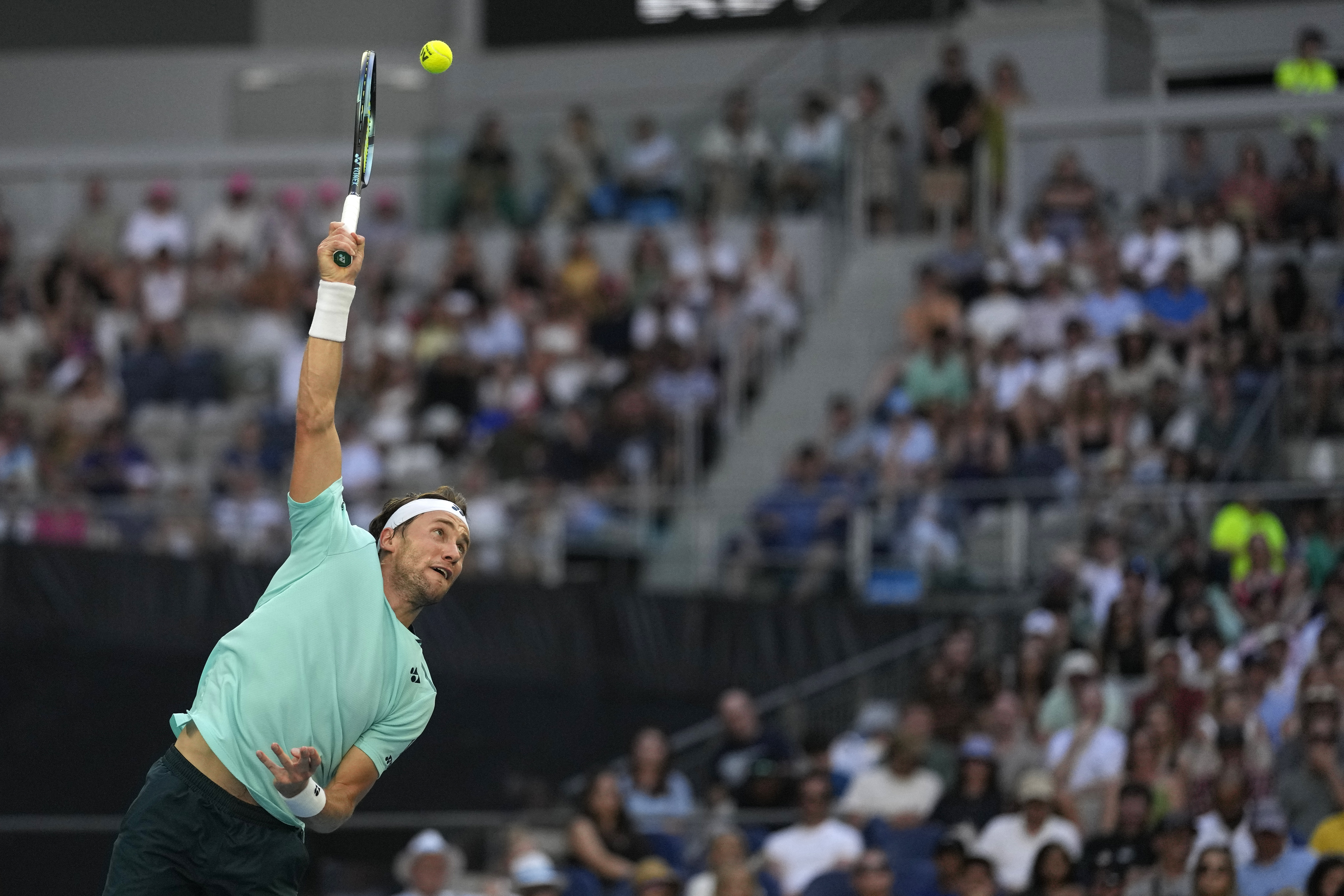 Casper Ruud serves