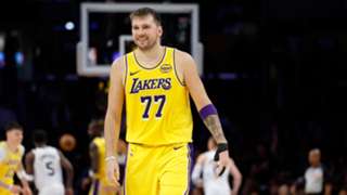 NBA: Doncic to miss at least one week for finger, leg injuries