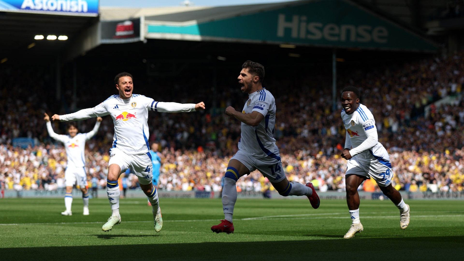 Championship: Sheffield United slip up again as Leeds go top