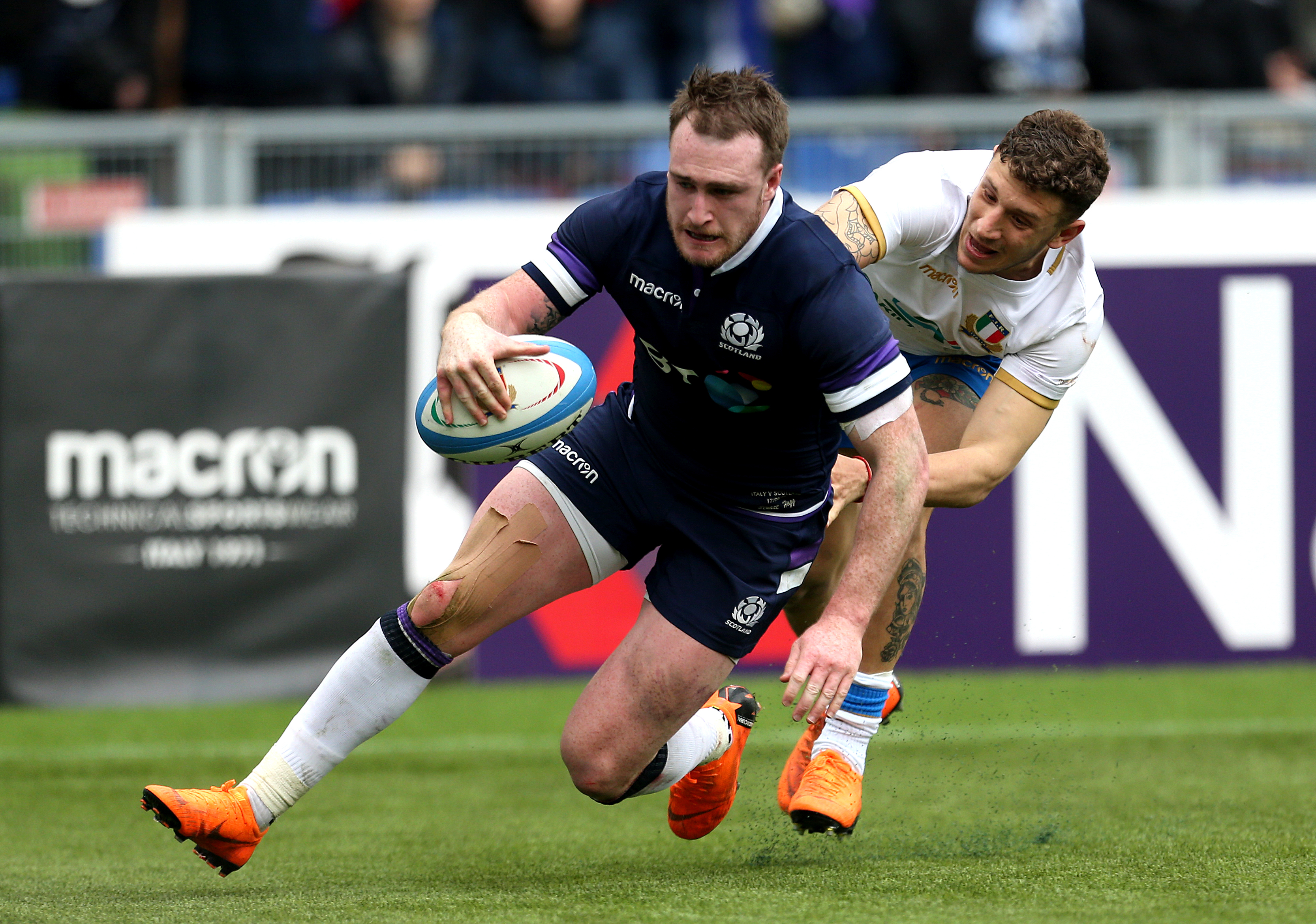Stuart Hogg scores against Italy in the 2018 Six Nations