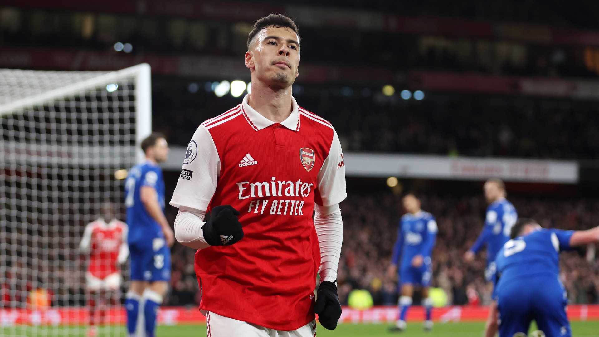 Arsenal 4-0 Everton: Rampant Gunners go five points clear as Martinelli scores twice