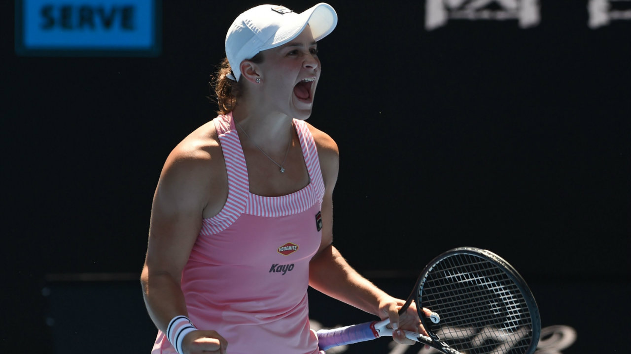 Australian Open: Ash Barty defeats Maria Sharapova in ...