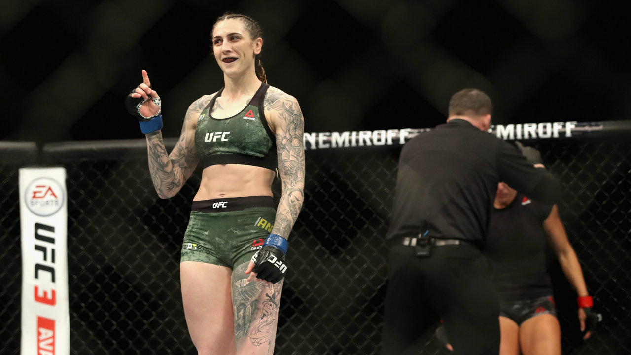 UFC 232: Megan Anderson puts away Cat Zingano with head kick TKO | Sporting News Australia