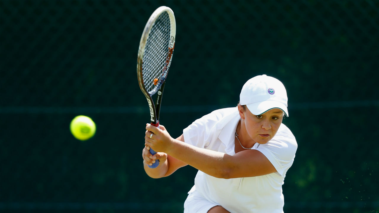 Aussie ex-Wimbledon champ making return to tennis ...