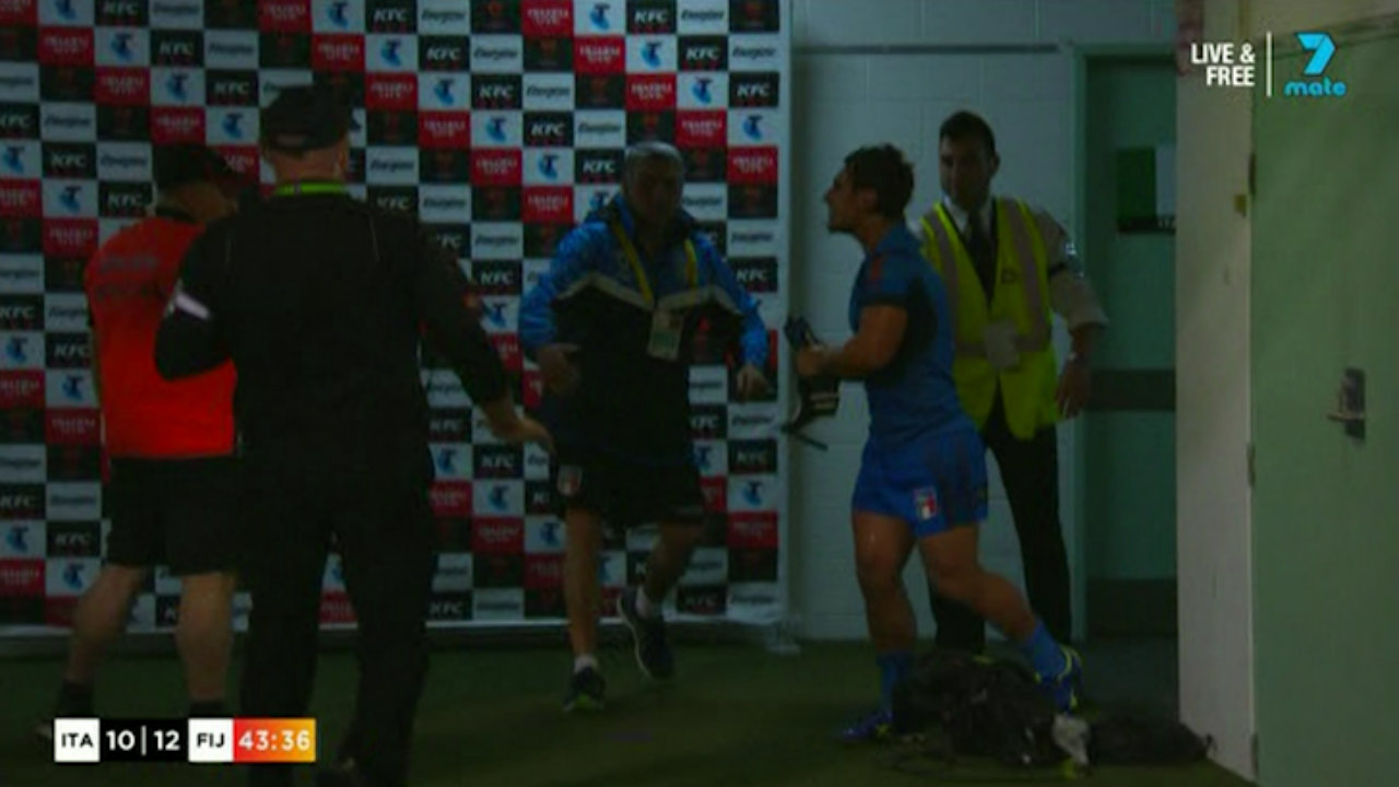 WATCH: Jarryd Hayne and Joe Tramontana go at it in the ... - 1280 x 720 jpeg 113kB