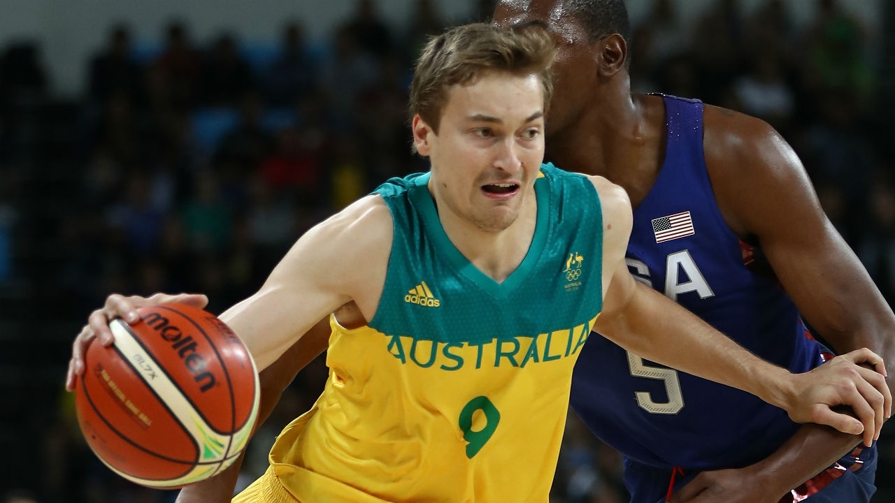 Report: Ryan Broekhoff agrees to two-year deal with Dallas Mavericks ...