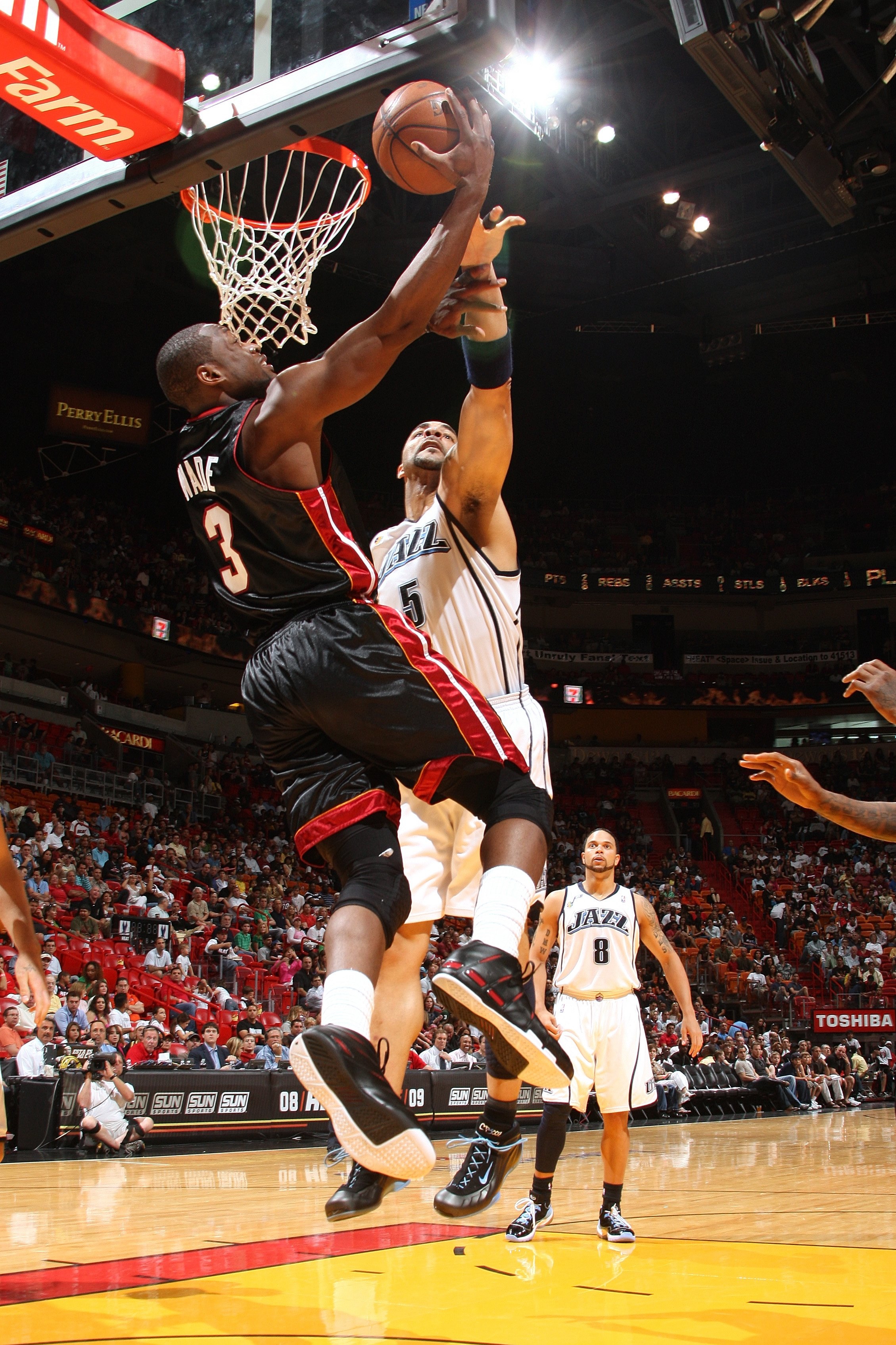 On This Day: Dwyane Wade Becomes Miami Heat's All-time Leading Scorer