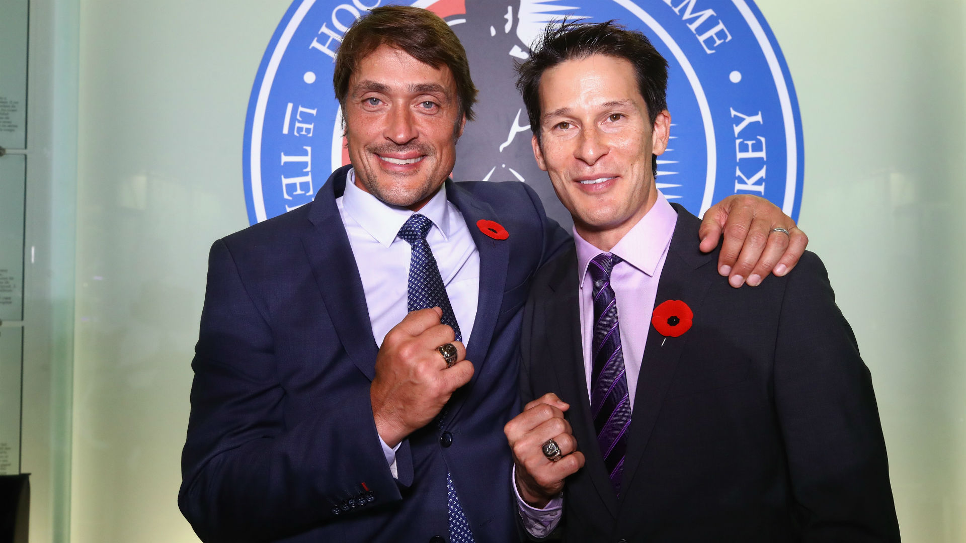 Selanne, Kariya honor one another in Hockey Hall of Fame induction