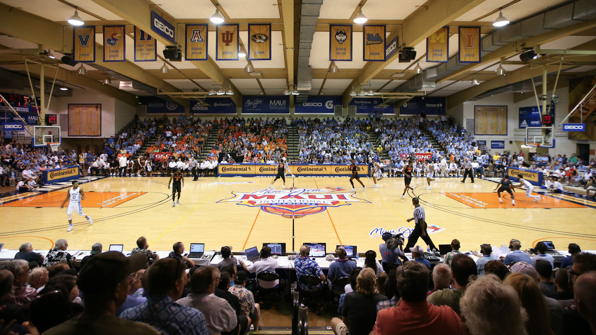 College basketball holiday tournament brackets announced Maui