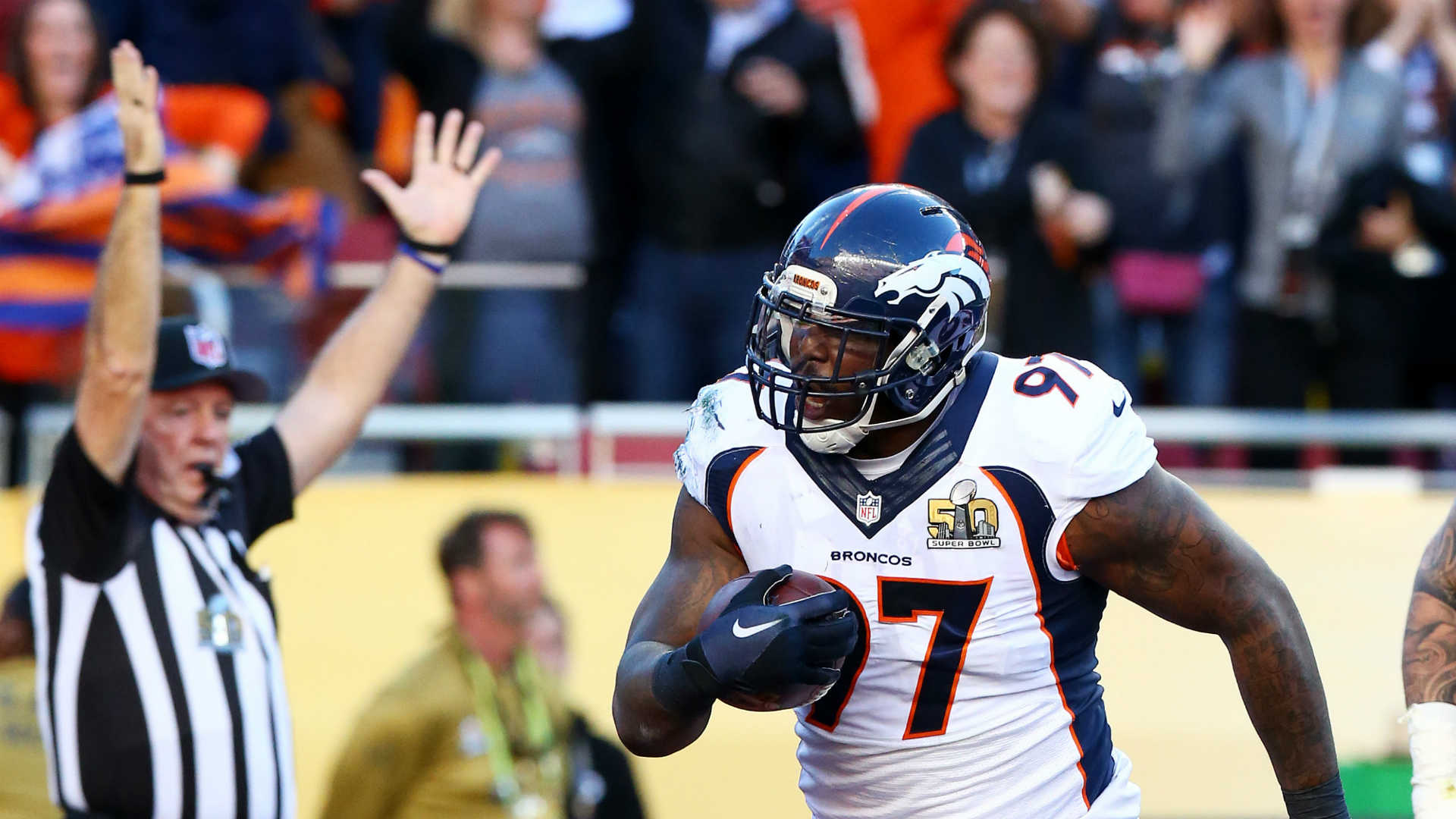 Von Miller, Broncos pummel Cam Newton for strip-sack TD | NFL ...