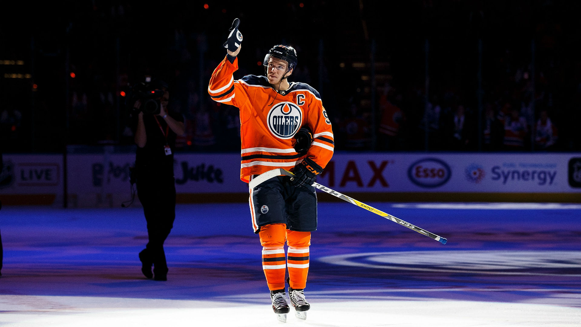 GQ names Oilers' Connor McDavid as one of 'Greatest Athletes of the