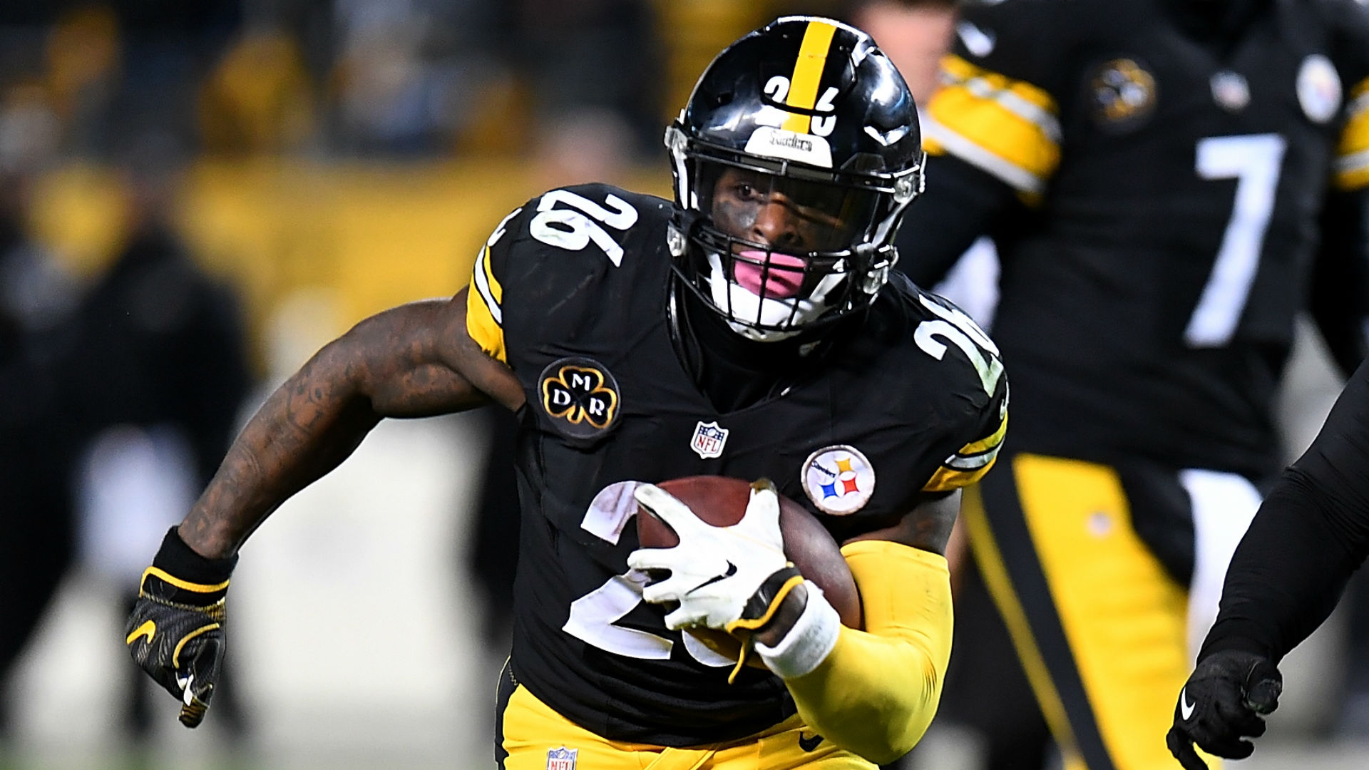 leveon-bell-071718-getty-ftrjpg_ycns0mfgq9hn11txmo74nn1vi.jpg