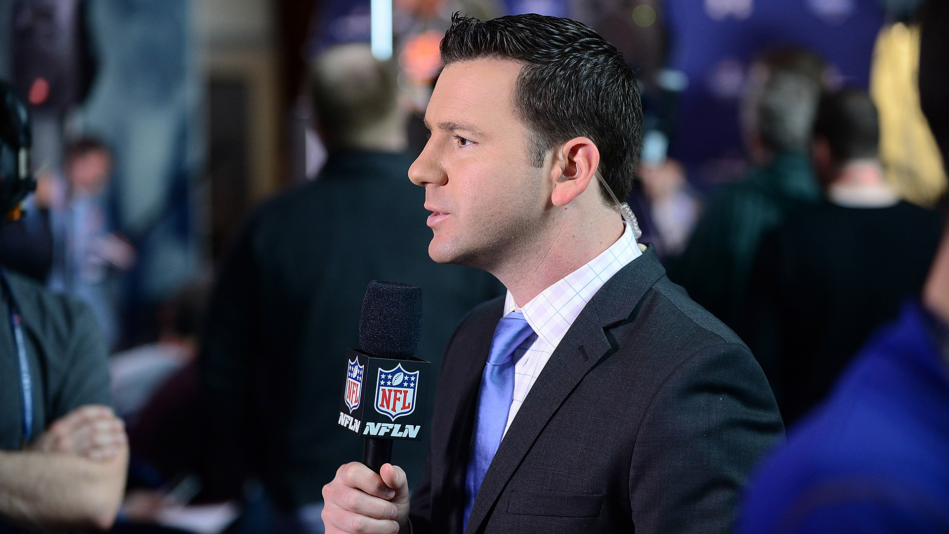 NFL Network's Ian Rapoport says Aaron Hernandez once jokingly