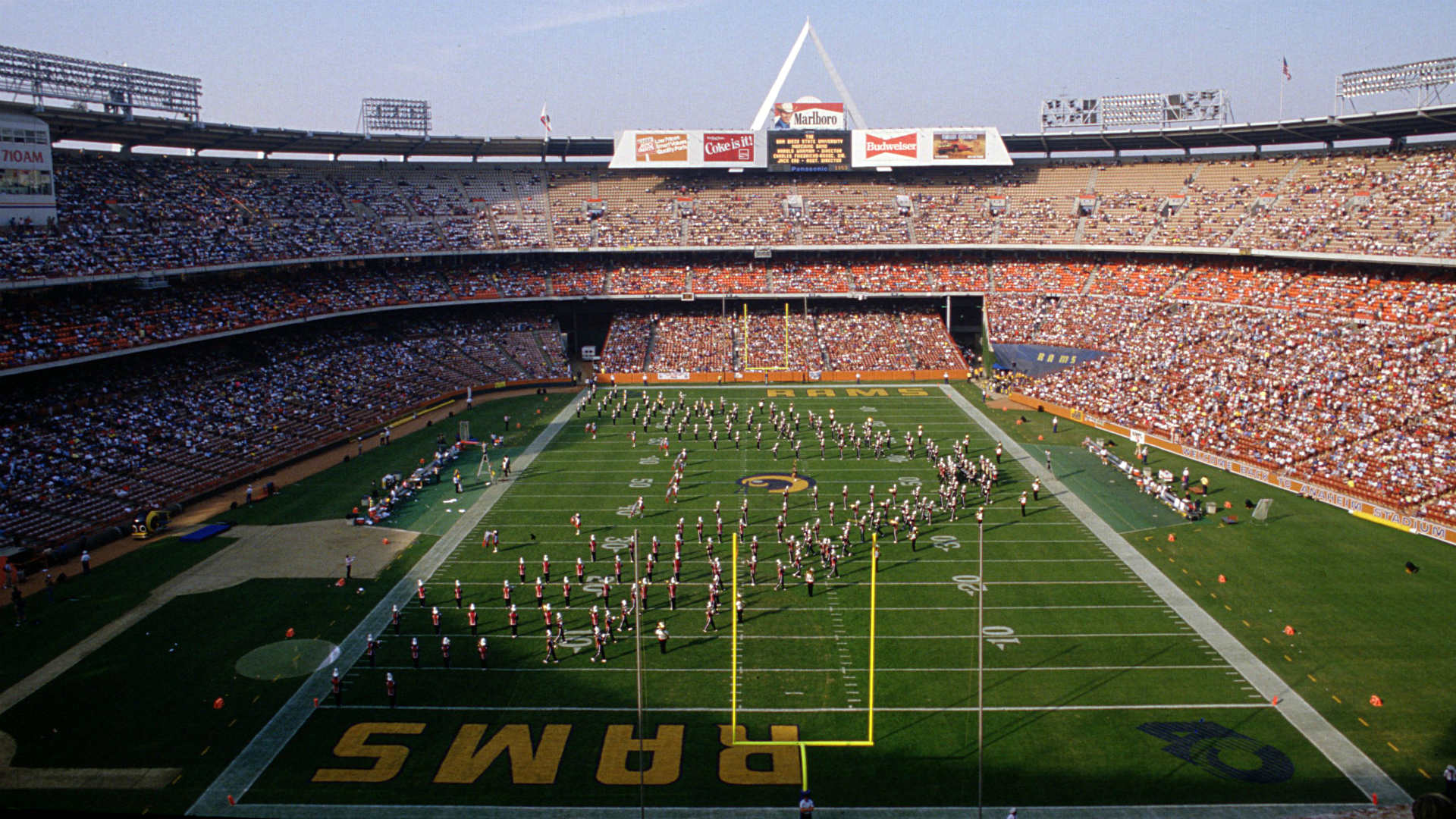 Rams-Anaheim-Stadium-120517-Getty-FTR.jpg