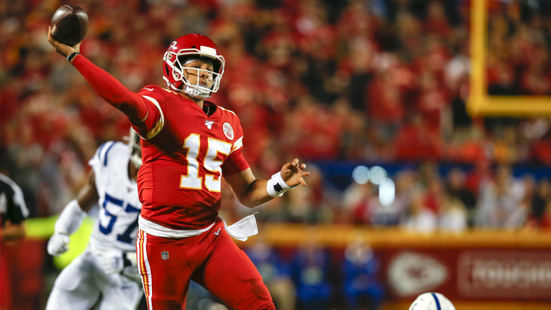 Chiefs' Patrick Mahomes Adds Another Bonkers TD Throw To His Highlight ...