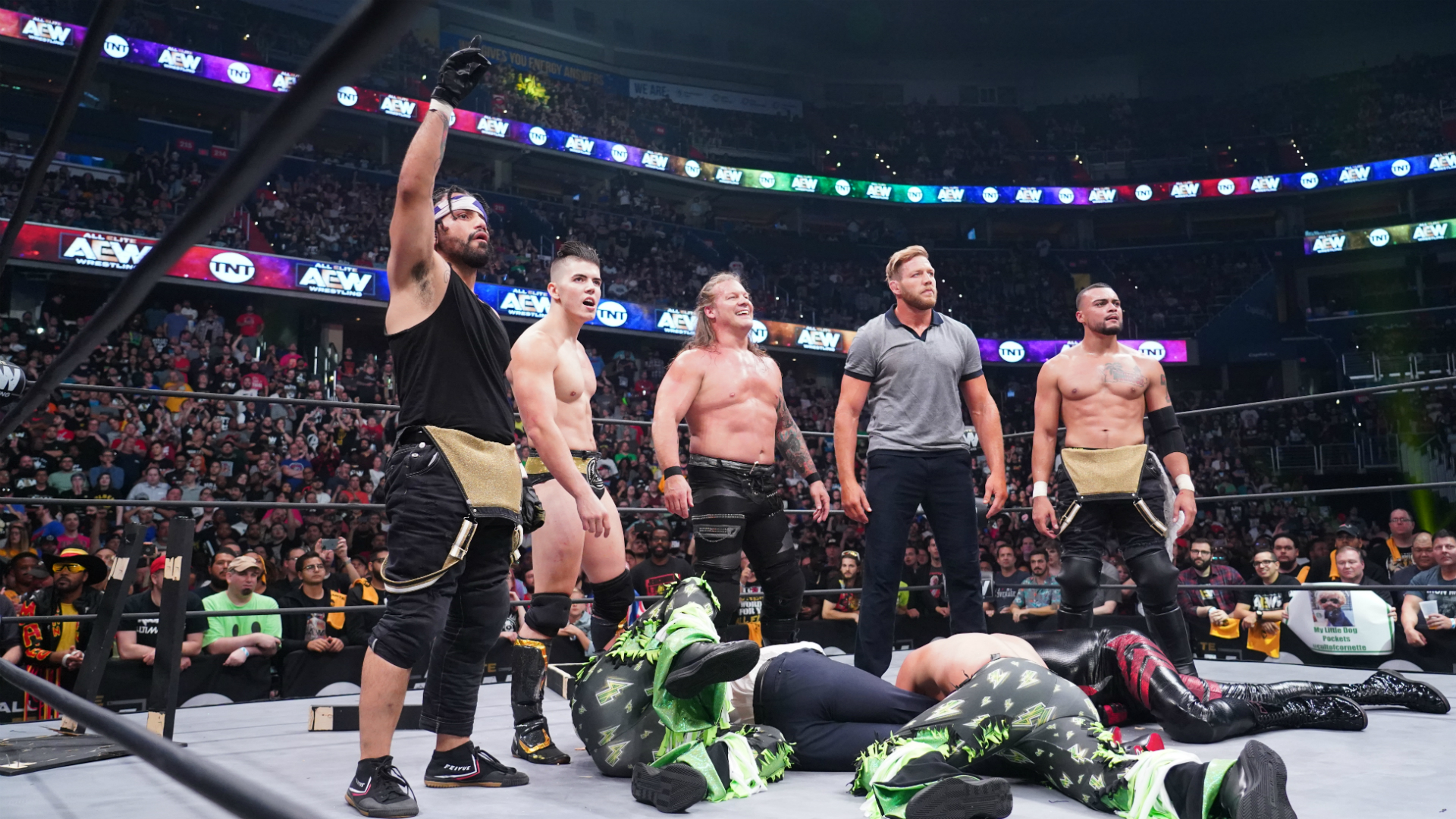 Flipboard: AEW Dynamite vs. WWE NXT: Wednesday Night Wars week 1's winners and losers