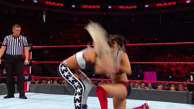 Nikki and Brie get real in Total Bellas Season 4